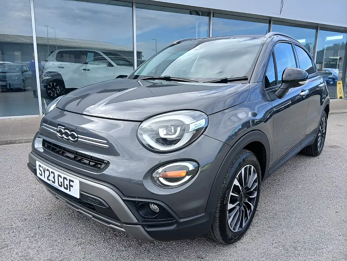 Used 2023 Fiat 500X Cross Grey - Interior and Exterior details 3