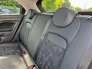Used 2023 Fiat 500X Cross White - Interior and Exterior details 16