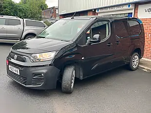 Used 2023 Fiat Doblo Maxi Primo Perla Black - Interior and Exterior details 2
