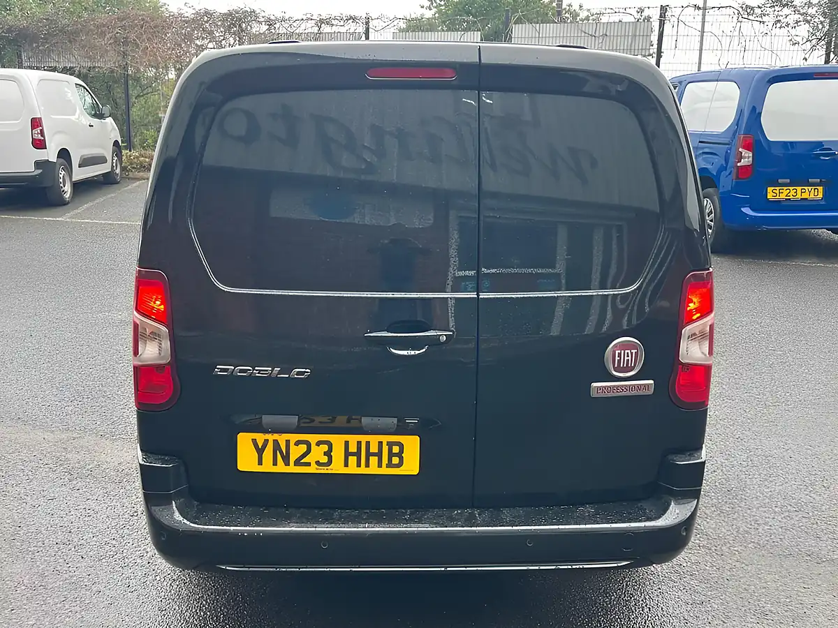 Used 2023 Fiat Doblo Maxi Primo Perla Black - Interior and Exterior details 5