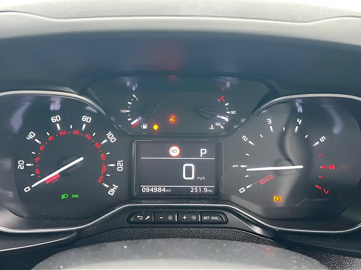 Used 2023 Fiat Doblo Maxi Primo Perla Black - Interior and Exterior details 6