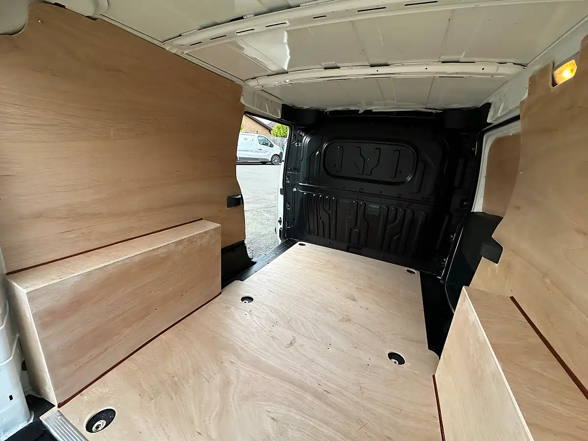 Used 2023 Fiat Doblo Maxi Tecnico White - Interior and Exterior details 11