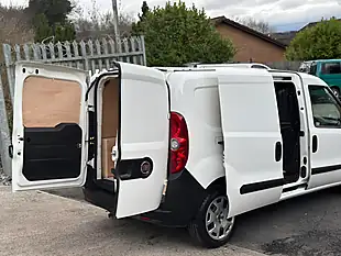 Used 2023 Fiat Doblo Maxi Tecnico White - Interior and Exterior details 15