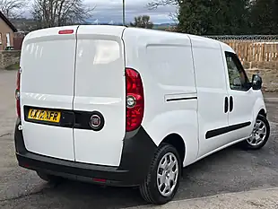 Used 2023 Fiat Doblo Maxi Tecnico White - Interior and Exterior details 4
