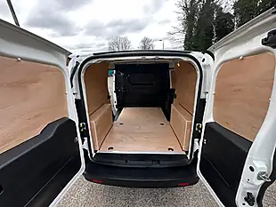 Used 2023 Fiat Doblo Maxi Tecnico White - Interior and Exterior details 8