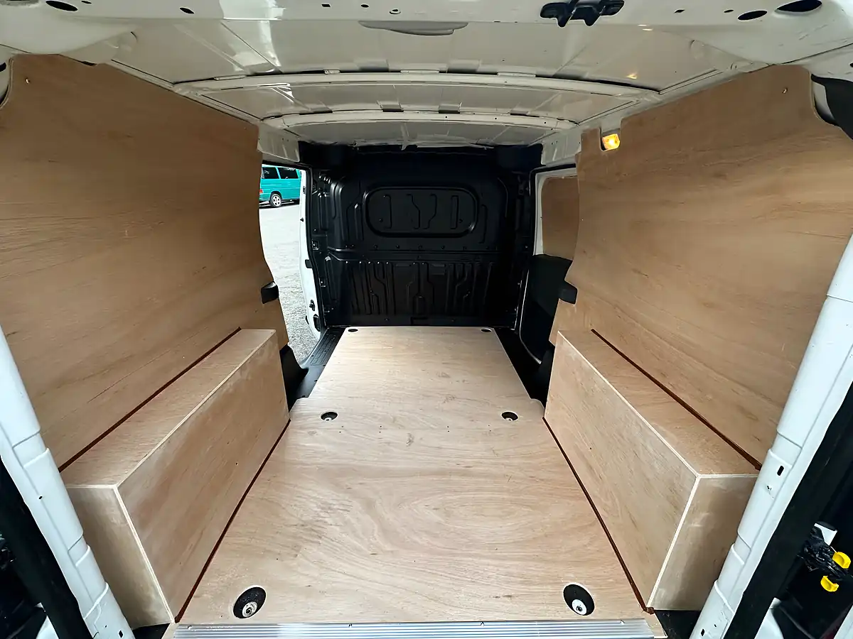 Used 2023 Fiat Doblo Maxi Tecnico White - Interior and Exterior details 9
