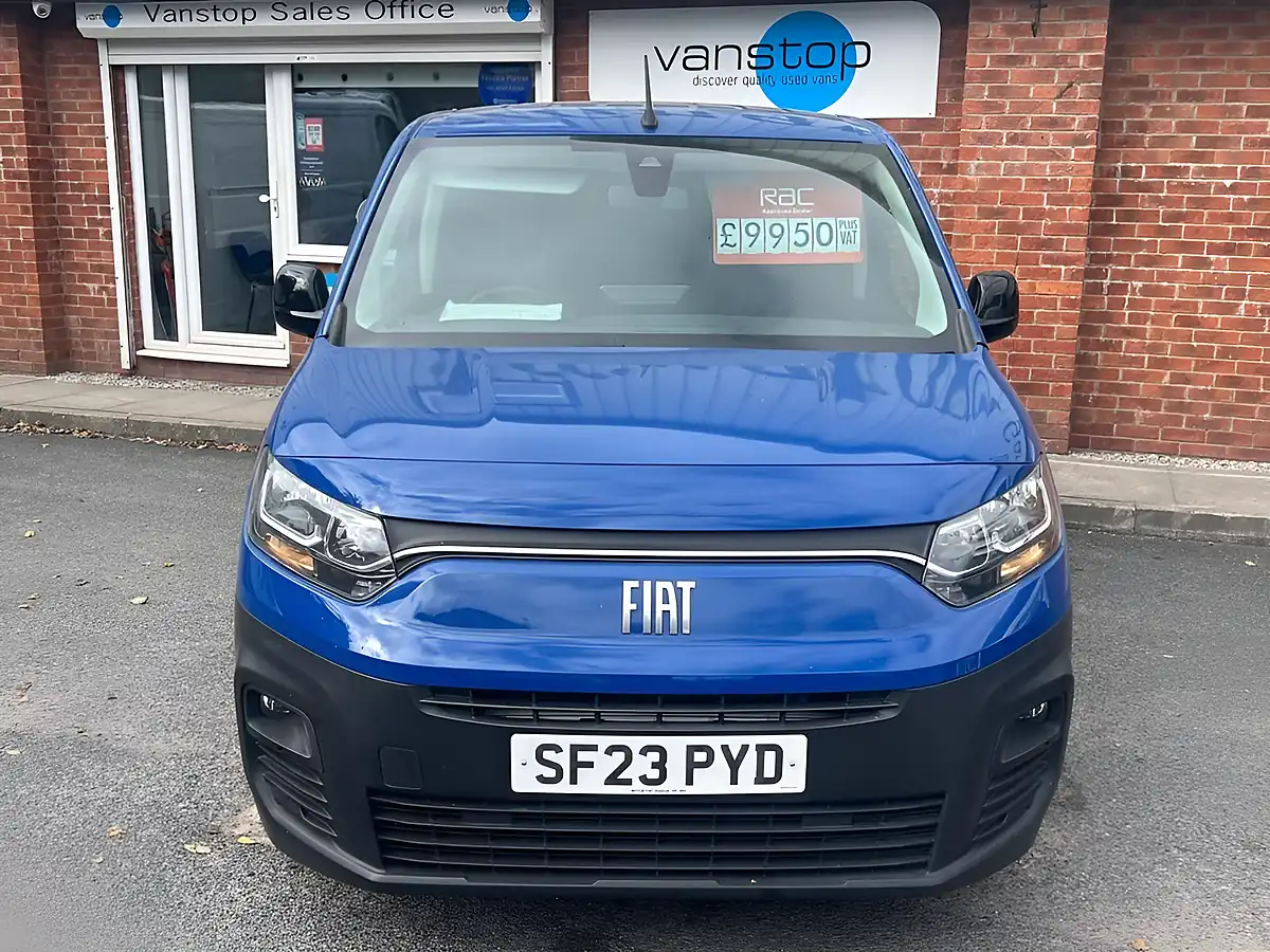 Used 2023 Fiat Doblo Primo White - Interior and Exterior details 4