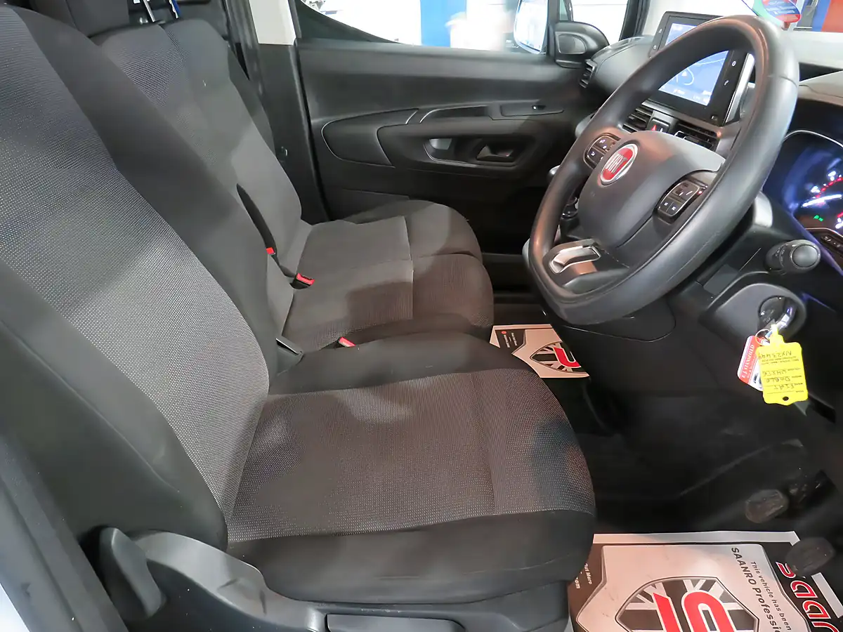 Used 2023 Fiat Doblo Primo White - Interior and Exterior details 10
