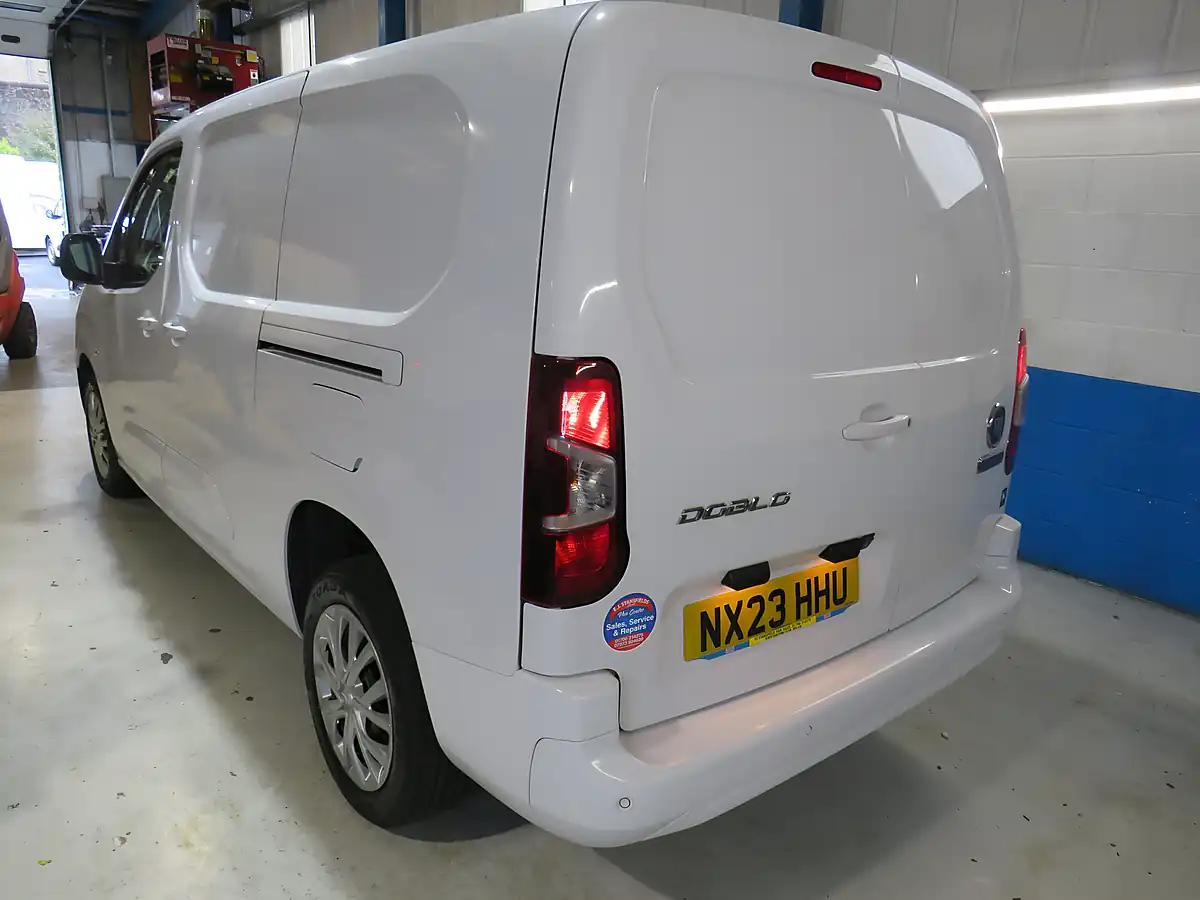 Used 2023 Fiat Doblo Primo White - Interior and Exterior details 4