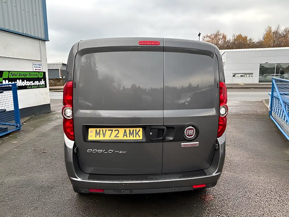 Used 2023 Fiat Doblo Tecnico Maxi Grey - Interior and Exterior details 6