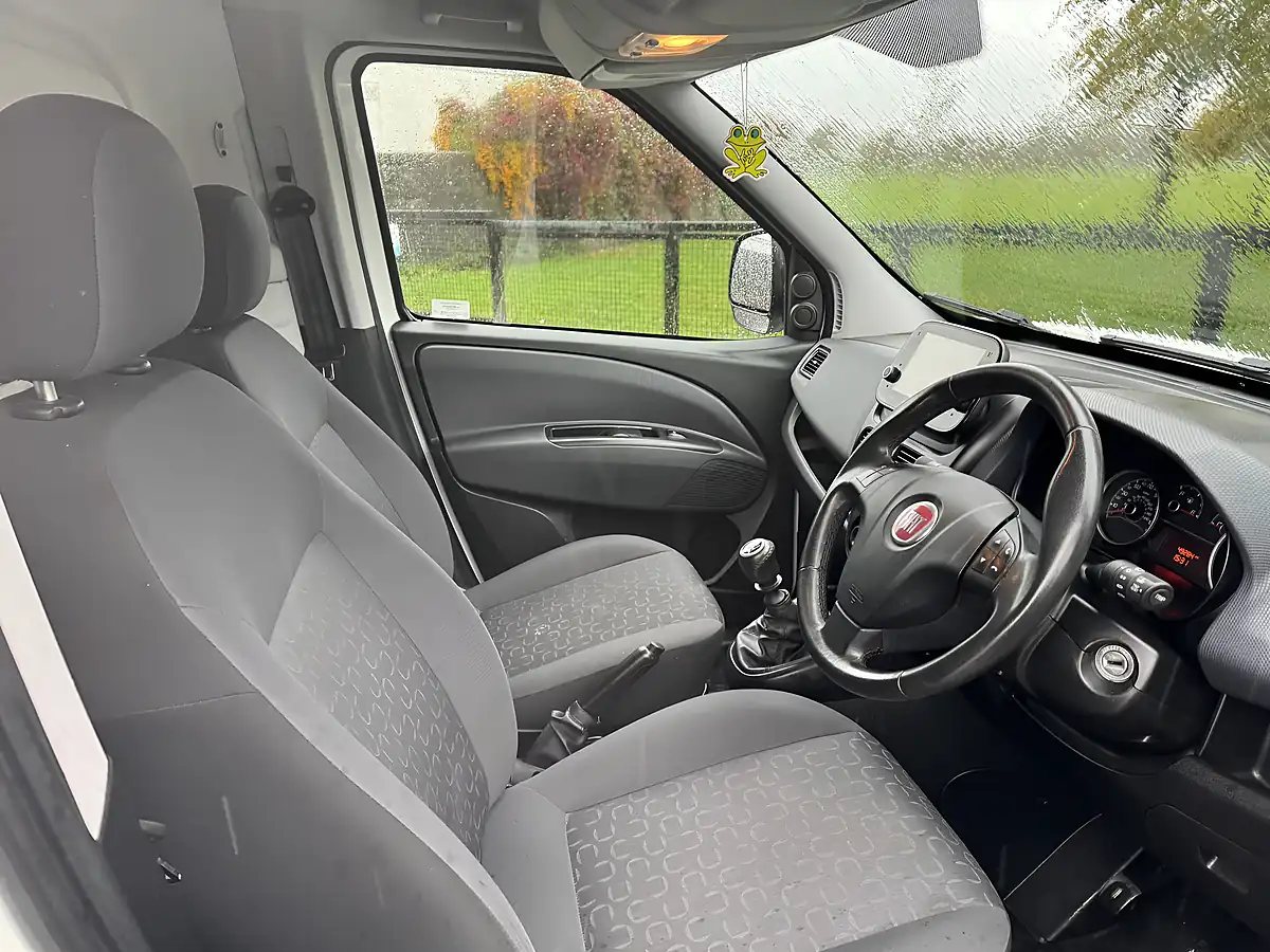 Used 2023 Fiat Doblo Tecnico White - Interior and Exterior details 13