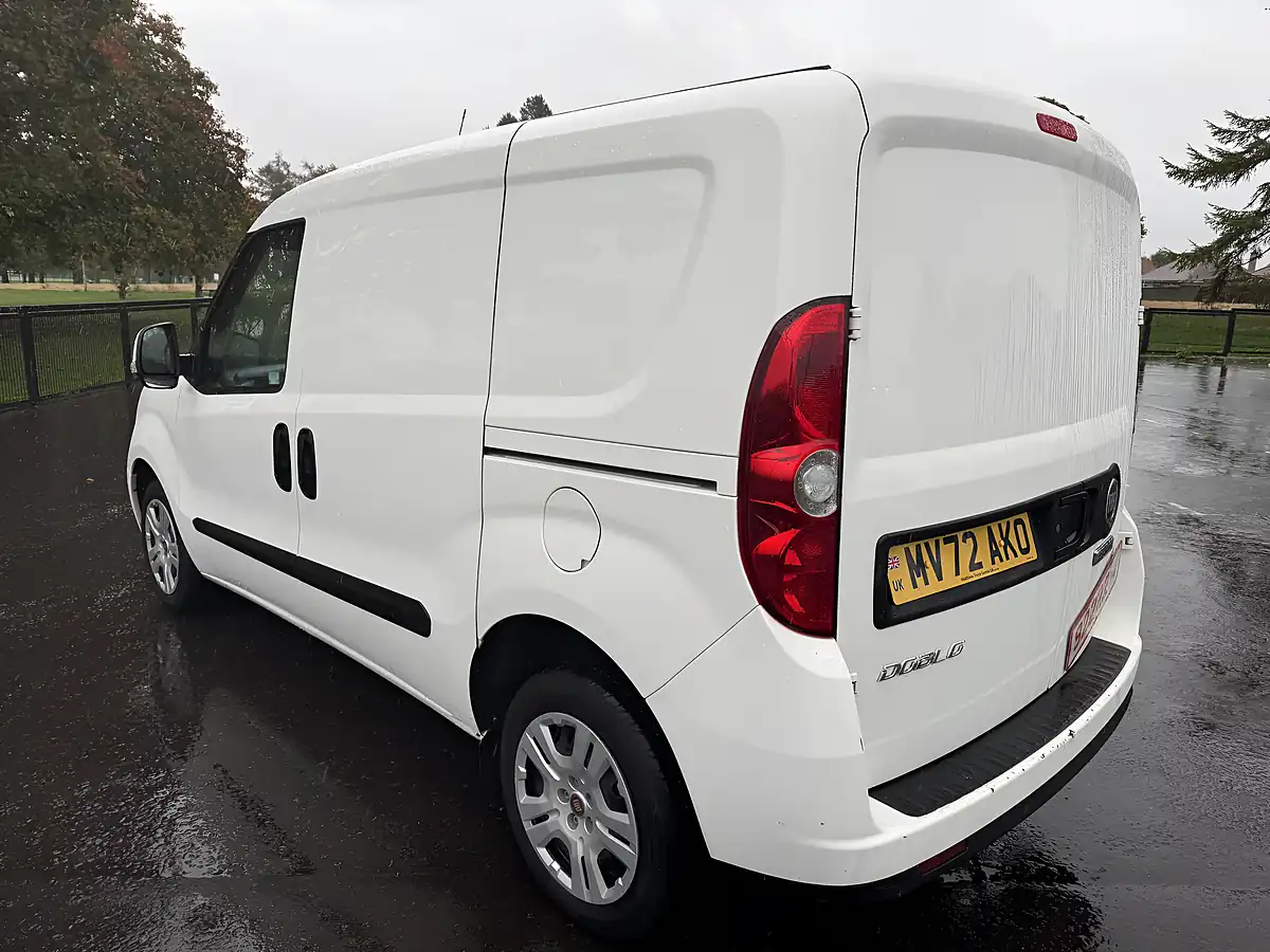 Used 2023 Fiat Doblo Tecnico White - Interior and Exterior details 5