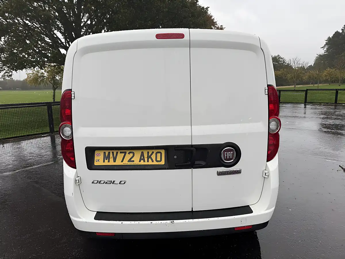 Used 2023 Fiat Doblo Tecnico White - Interior and Exterior details 6