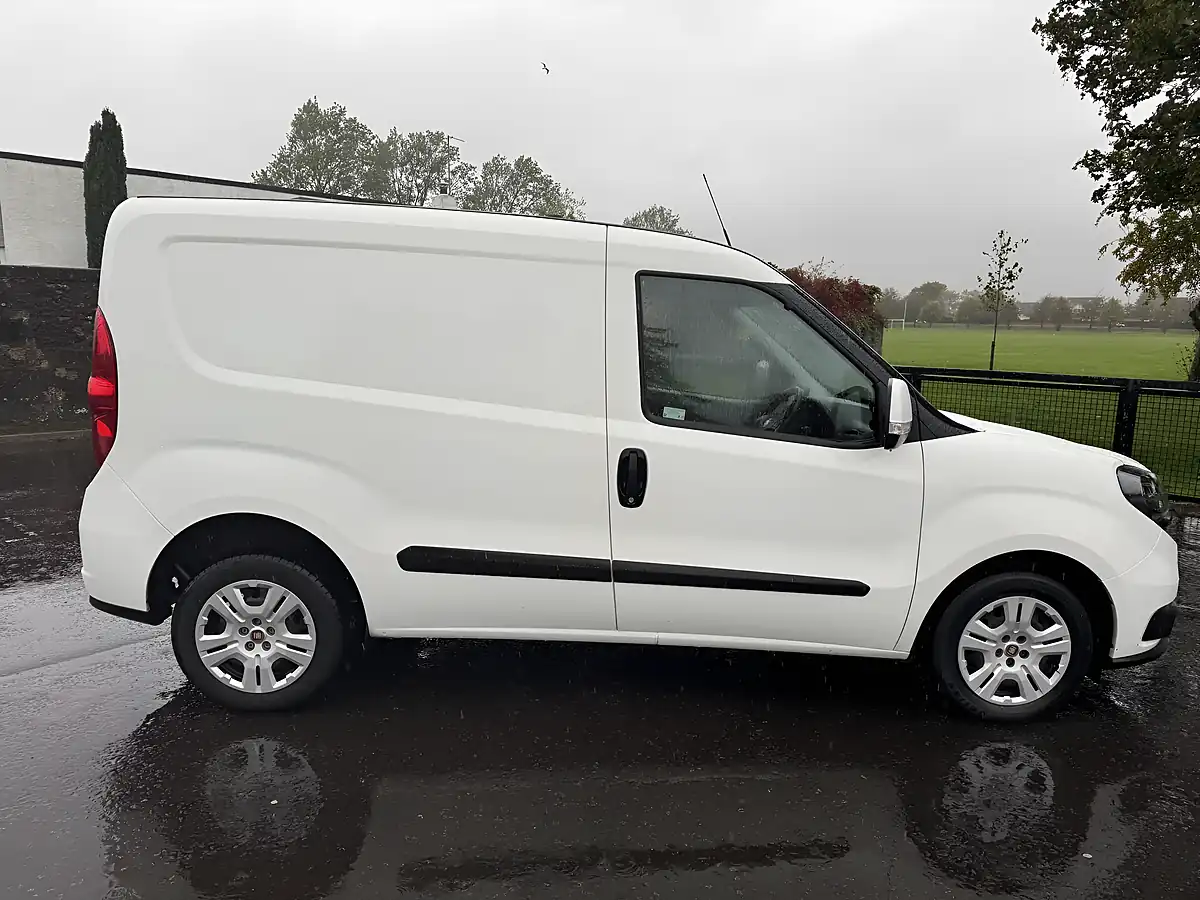 Used 2023 Fiat Doblo Tecnico White - Interior and Exterior details 8