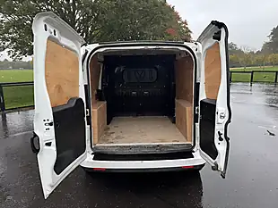 Used 2023 Fiat Doblo Tecnico White - Interior and Exterior details 9