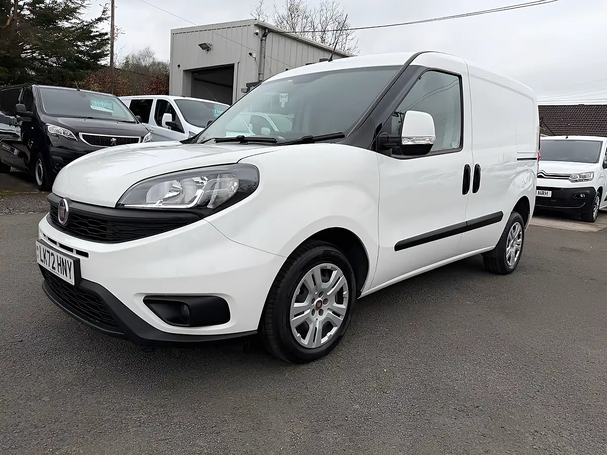 Used 2023 Fiat Doblo Tecnico White - Interior and Exterior details 12