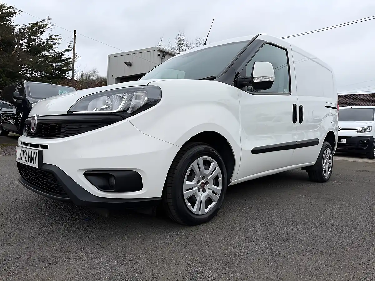 Used 2023 Fiat Doblo Tecnico White - Interior and Exterior details 13