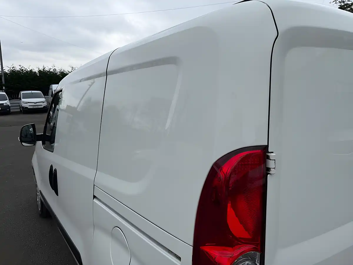 Used 2023 Fiat Doblo Tecnico White - Interior and Exterior details 17