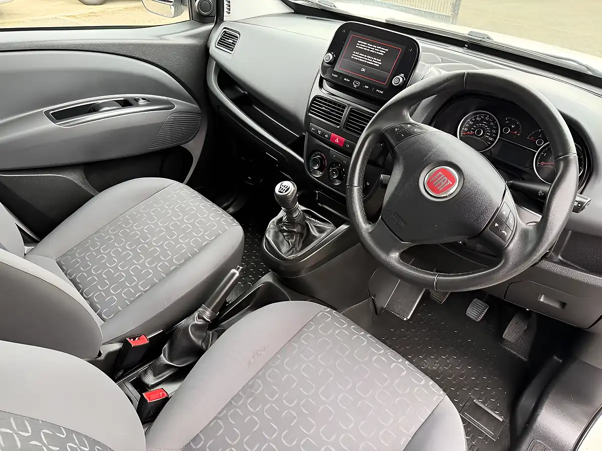 Used 2023 Fiat Doblo Tecnico White - Interior and Exterior details 3