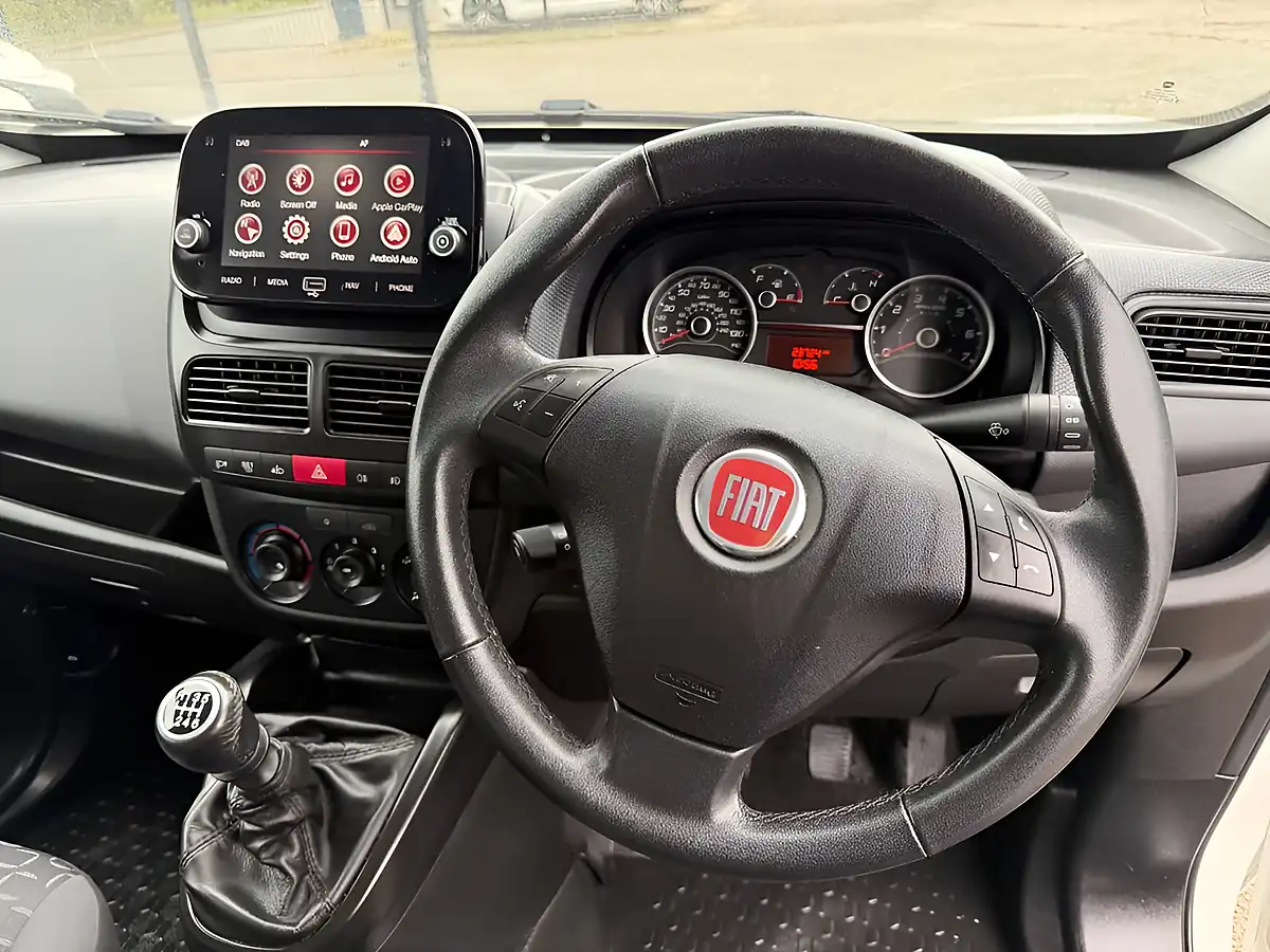 Used 2023 Fiat Doblo Tecnico White - Interior and Exterior details 4