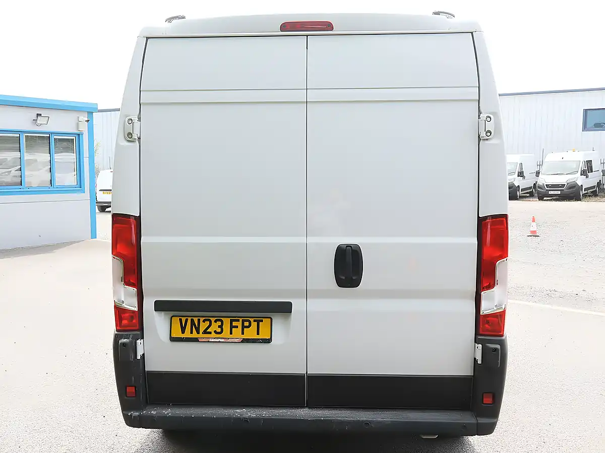 Used 2023 Fiat Ducato 35 Business Pro Ducato White - Interior and Exterior details 4