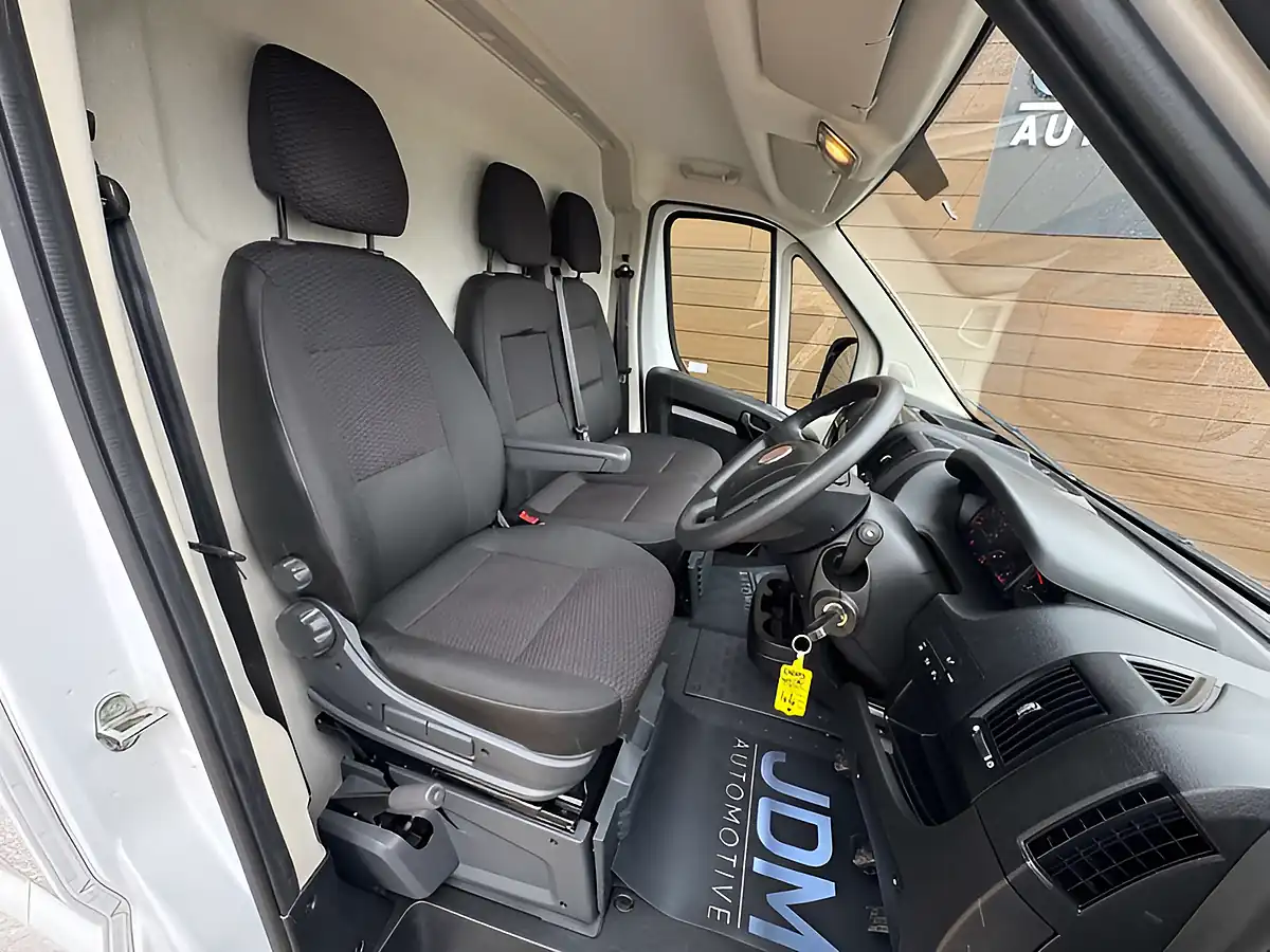 Used 2023 Fiat Ducato 35 Business Professional White - Interior and Exterior details 15