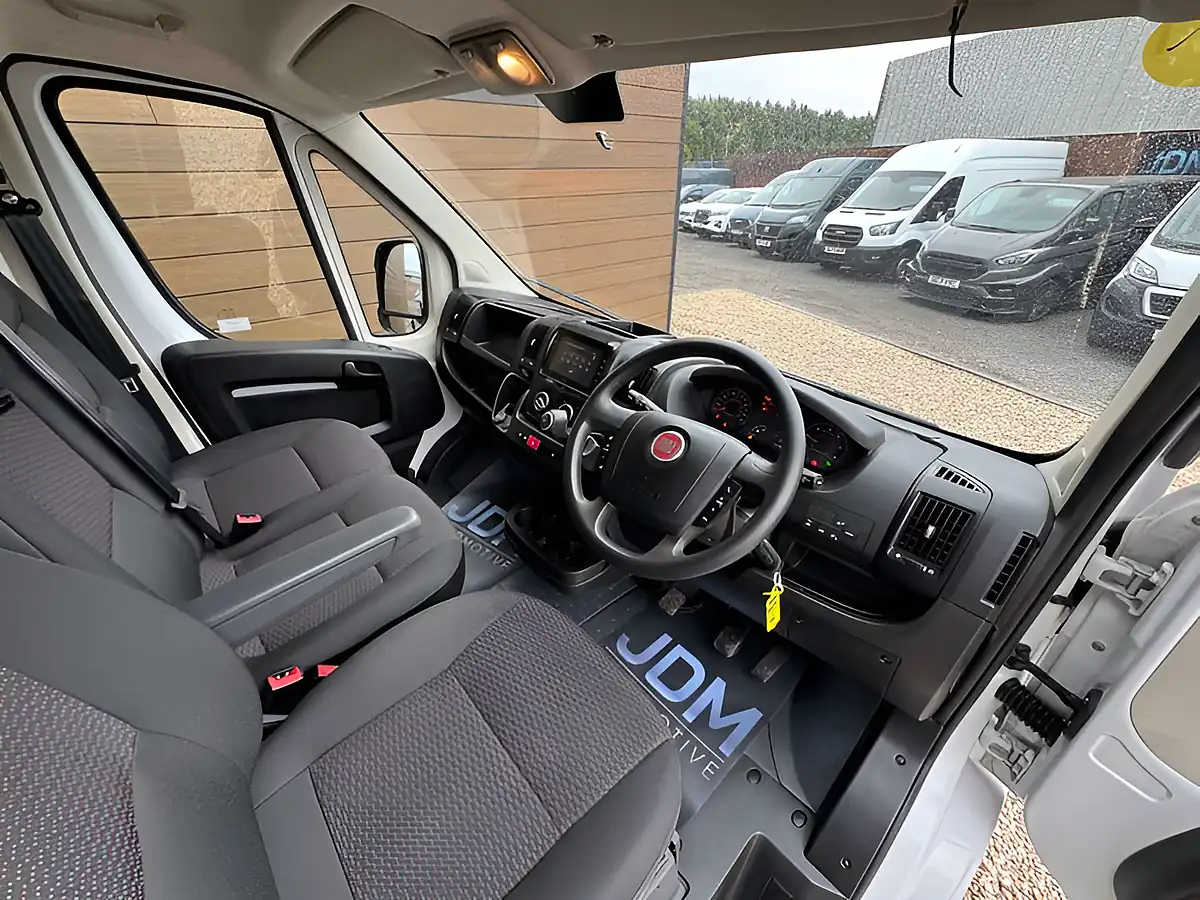 Used 2023 Fiat Ducato 35 Business Professional White - Interior and Exterior details 16