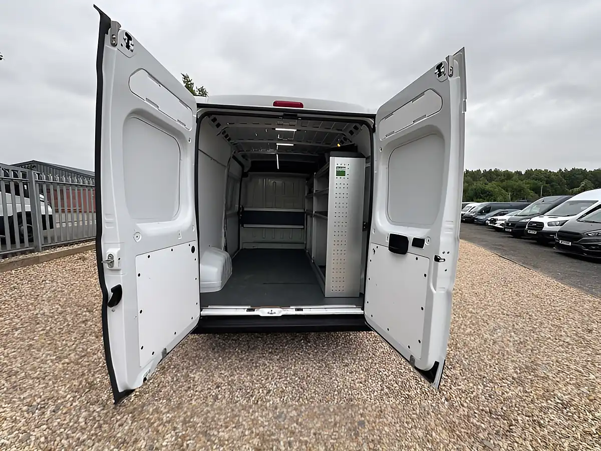 Used 2023 Fiat Ducato 35 Business Professional White - Interior and Exterior details 5