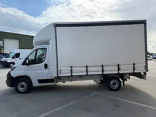 Used 2023 Fiat Ducato 35 Chassis Cab White - Interior and Exterior details 3