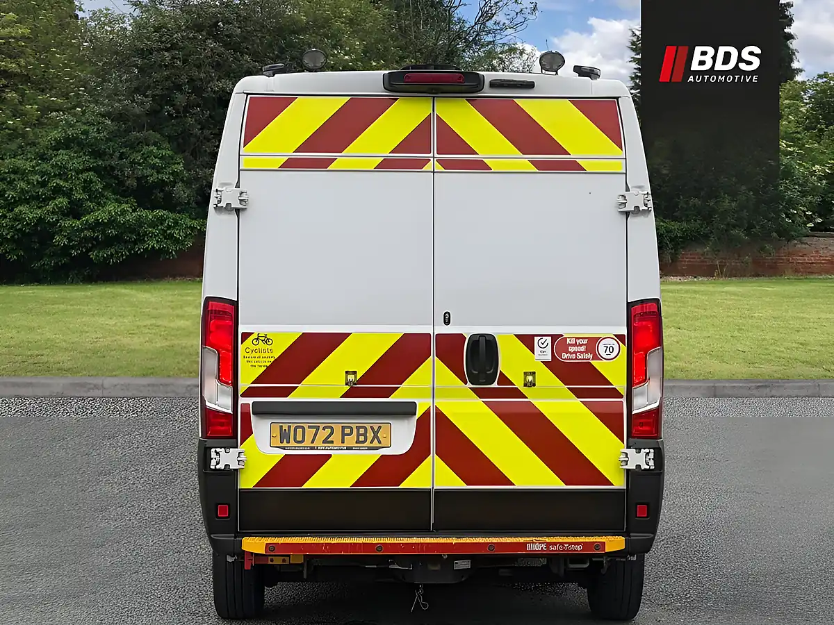 Used 2023 Fiat Ducato 35 Maxi M H2 White - Interior and Exterior details 10