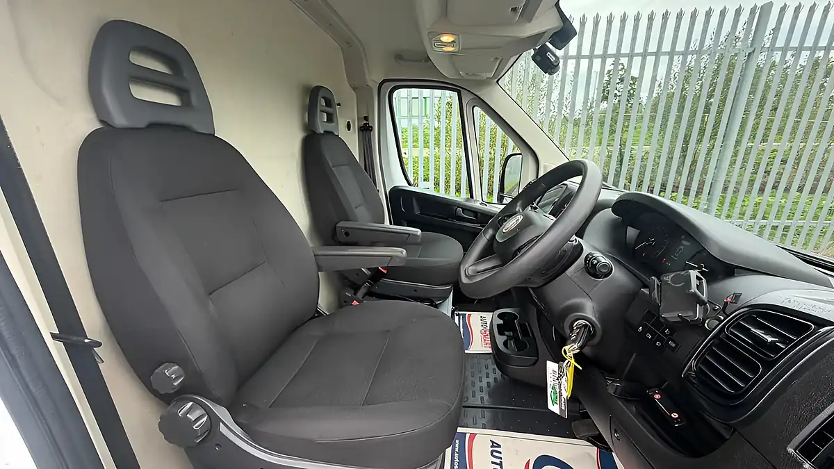 Used 2023 Fiat Ducato 35 Maxi M H2 White - Interior and Exterior details 15