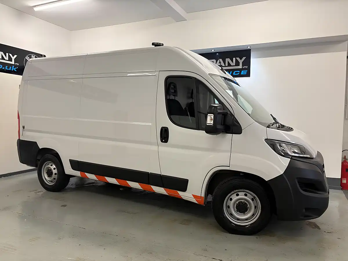 Used 2023 Fiat Ducato 35 Maxi M H2 White - Interior and Exterior details 5