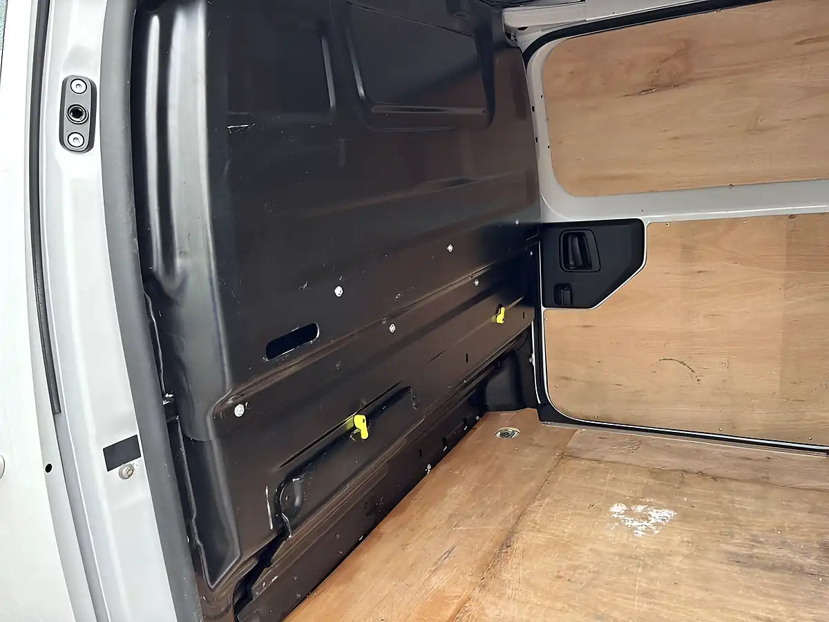 Used 2023 Fiat Scudo Primo White - Interior and Exterior details 16