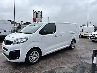 Used 2023 Fiat Scudo Primo White - Interior and Exterior details 9