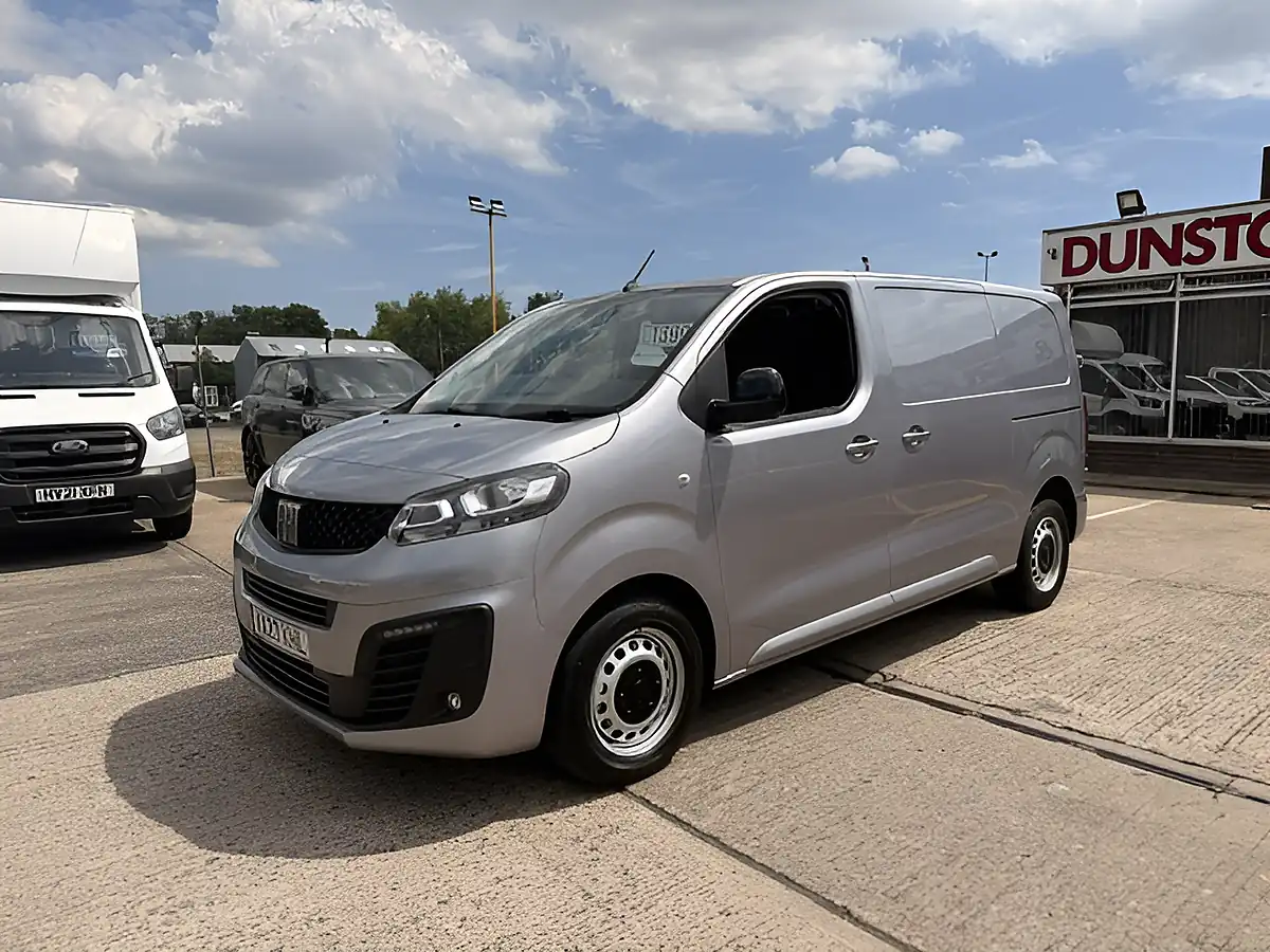 Used 2023 Fiat Scudo Tecnico Grey - Interior and Exterior details 11
