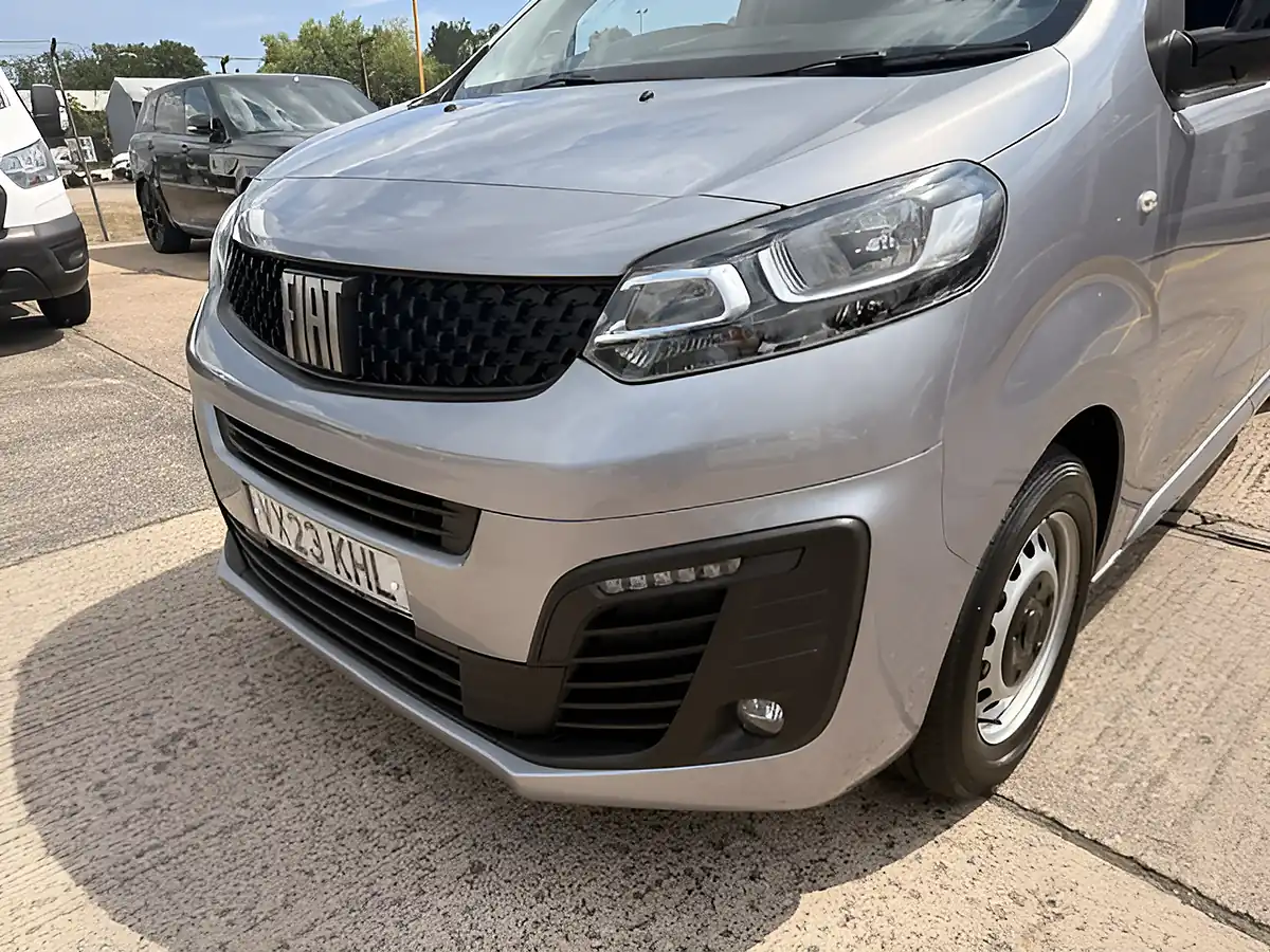 Used 2023 Fiat Scudo Tecnico Grey - Interior and Exterior details 13