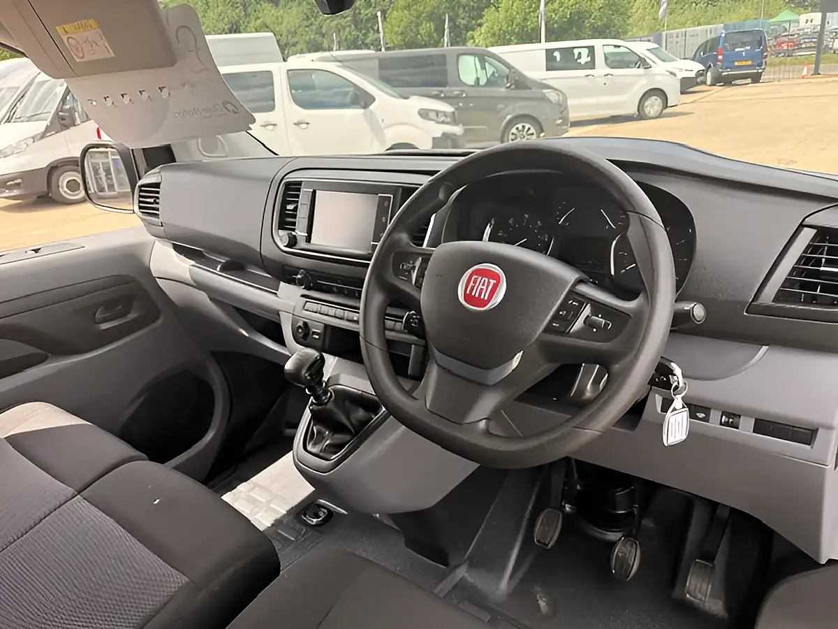 Used 2023 Fiat Scudo Tecnico Grey - Interior and Exterior details 18