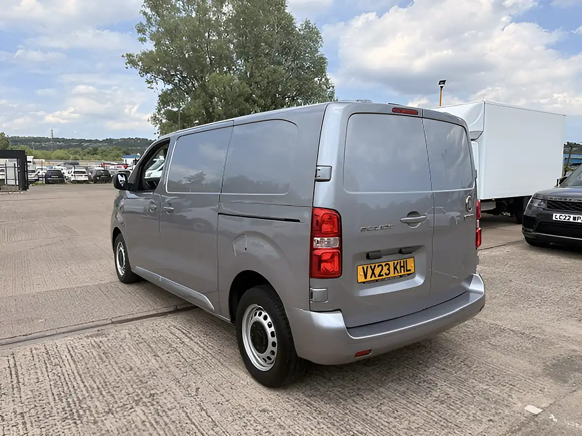 Used 2023 Fiat Scudo Tecnico Grey - Interior and Exterior details 6