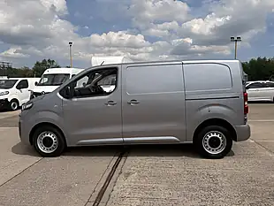 Used 2023 Fiat Scudo Tecnico Grey - Interior and Exterior details 7