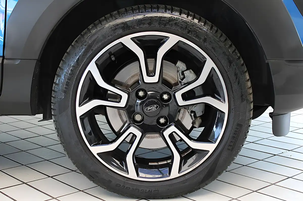 Used 2023 Ford Ecosport Active Desert Island Blue - Interior and Exterior details 11