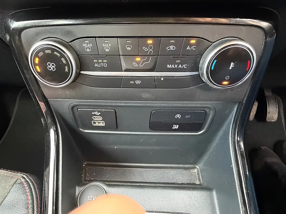 Used 2023 Ford Ecosport ST-Line White - Interior and Exterior details 12