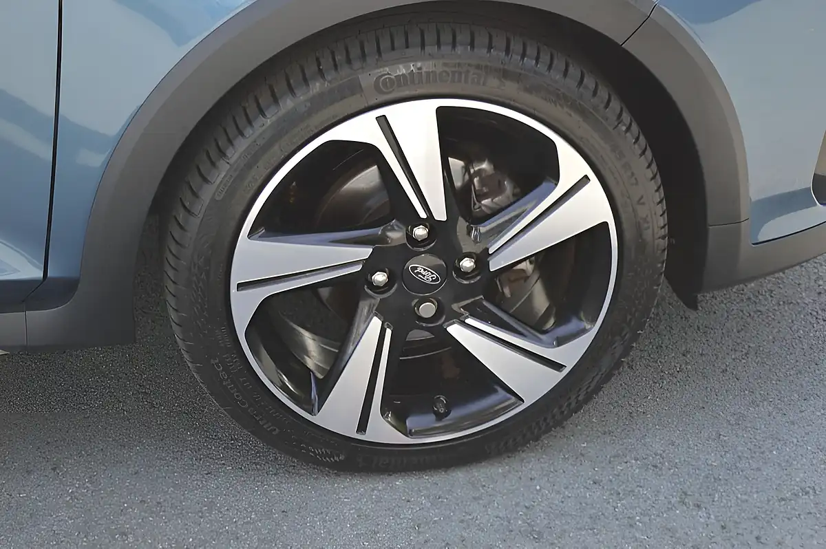 Used 2023 Ford Fiesta Active Chrome Blue - Interior and Exterior details 10