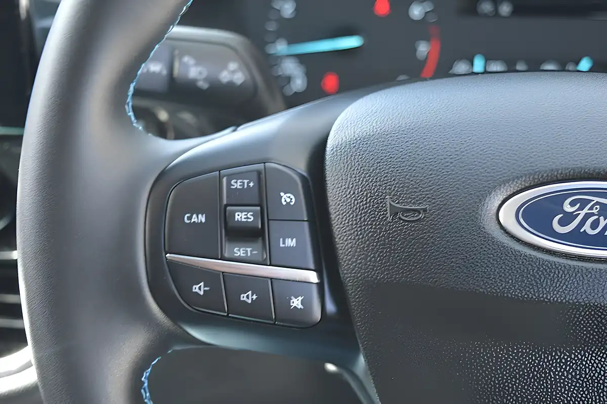 Used 2023 Ford Fiesta Active Chrome Blue - Interior and Exterior details 19