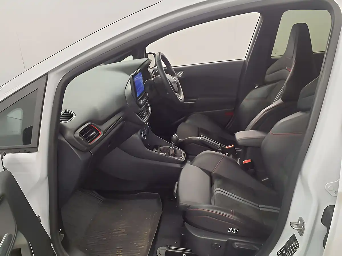 Used 2023 Ford Fiesta ST-3 Frozen White - Interior and Exterior details 10