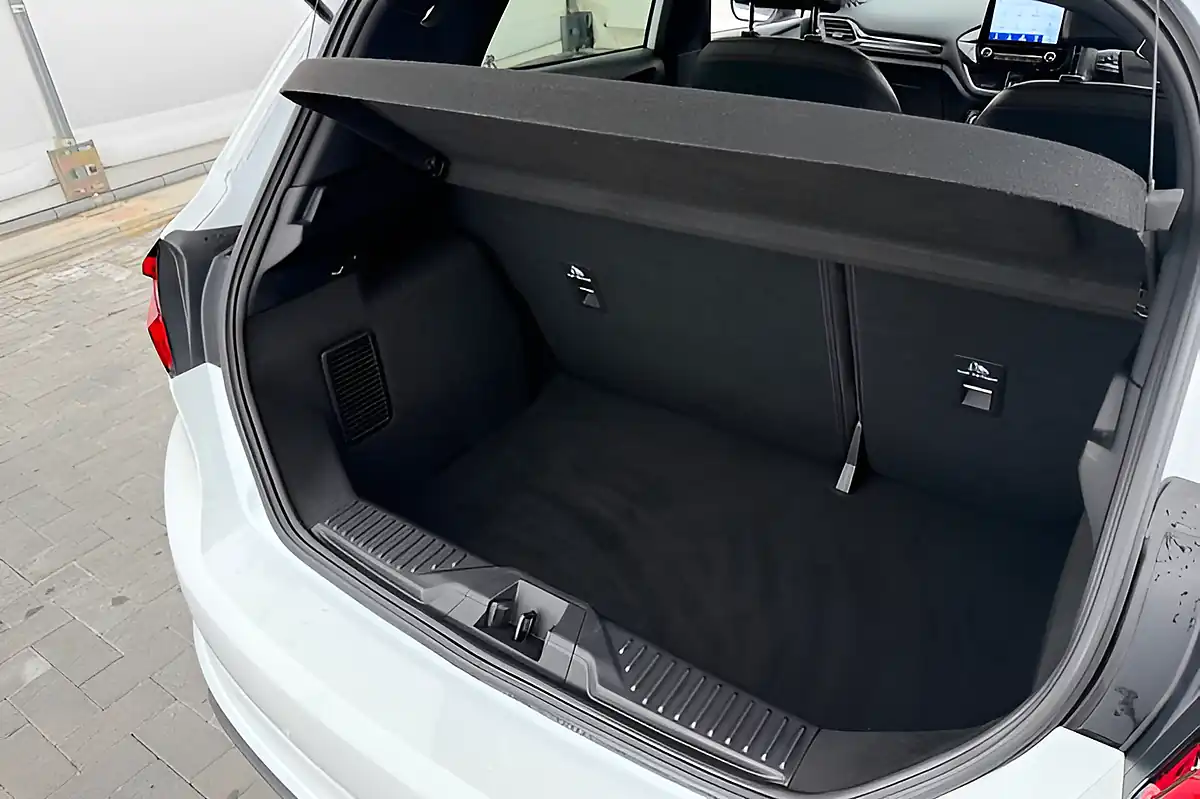 Used 2023 Ford Fiesta ST-Line X White - Interior and Exterior details 17
