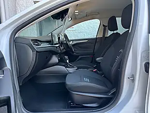 Used 2023 Ford Focus Active Frozen White - Interior and Exterior details 11