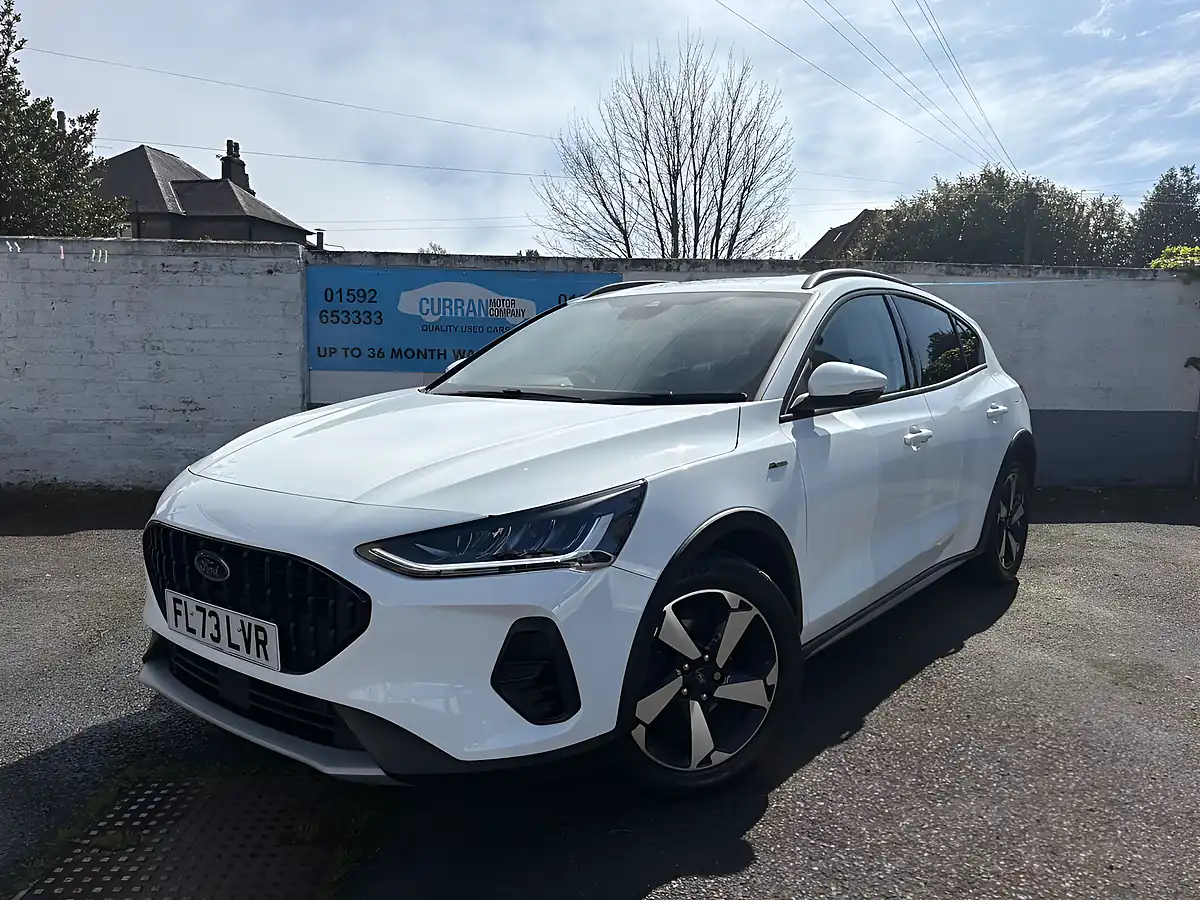 Used 2023 Ford Focus Active White - Interior and Exterior details 5