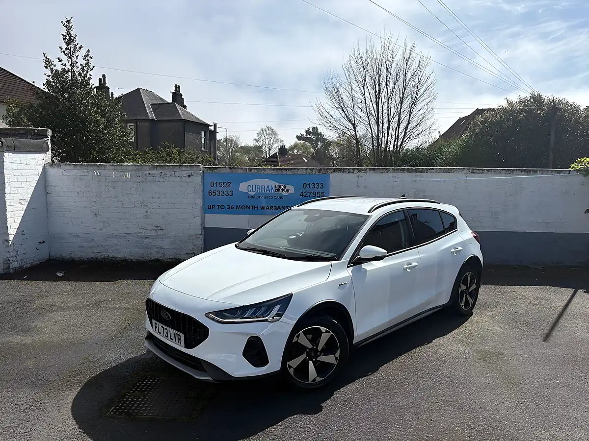 Used 2023 Ford Focus Active White - Interior and Exterior details 7