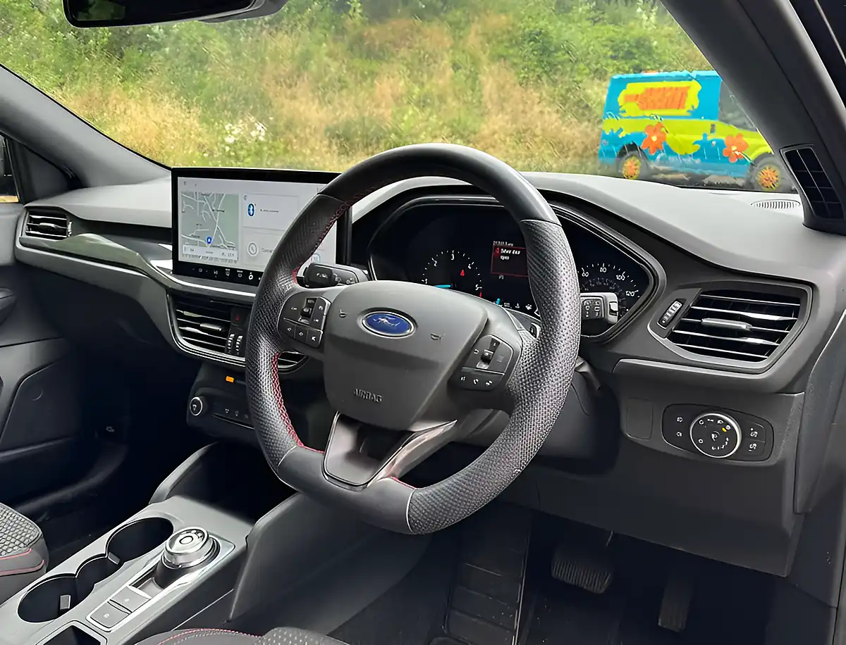 Used 2023 Ford Focus ST-Line Agate Black - Interior and Exterior details 11