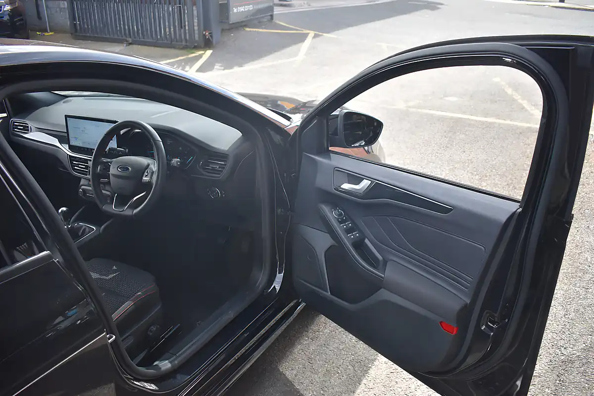 Used 2023 Ford Focus ST-Line Agate Black - Interior and Exterior details 11